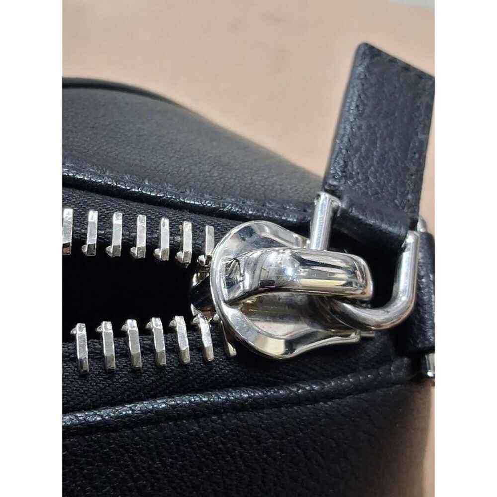 Givenchy Medium Antigona Handbag in Black Goat Leather